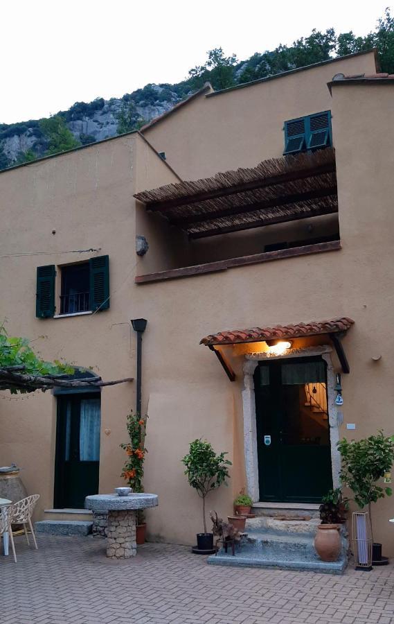 Agriturismo Alveare Finale Ligure Buitenkant foto