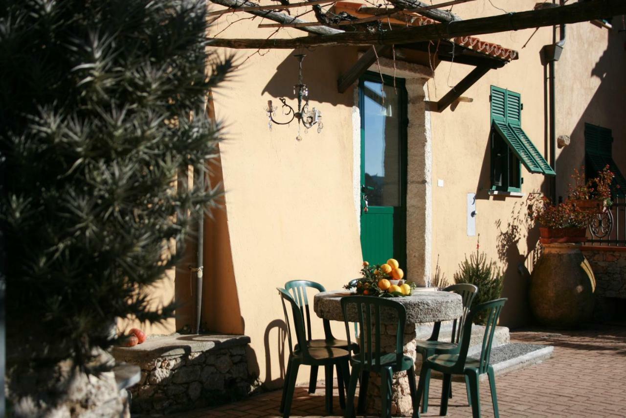 Agriturismo Alveare Finale Ligure Buitenkant foto